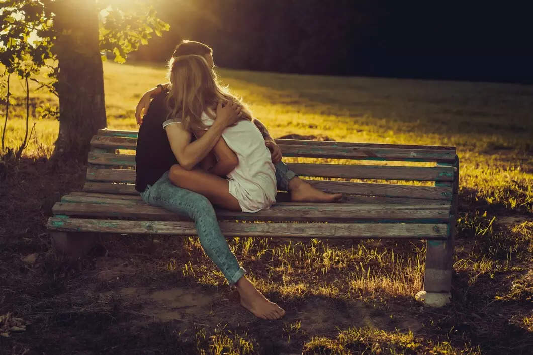 12 zodiac signs and their love languages on Valentine's Day